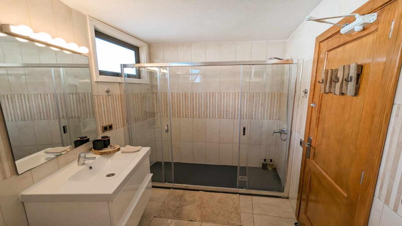 Bungalow Allende Famara Con Piscina Privada Y Ac מראה חיצוני תמונה